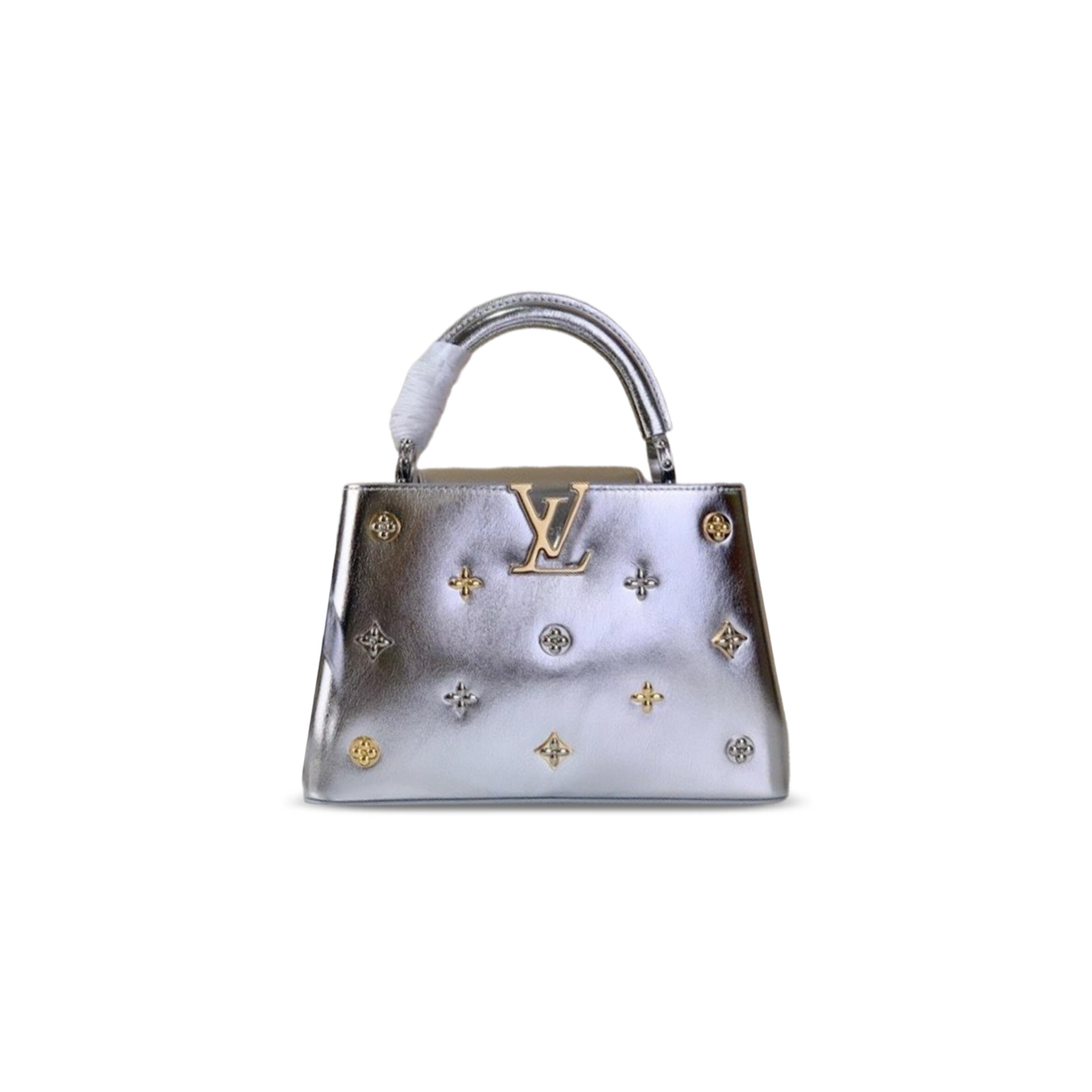 LOUIS VUITTON CAPUCINES BB M26258 (27*17.3*9cm)